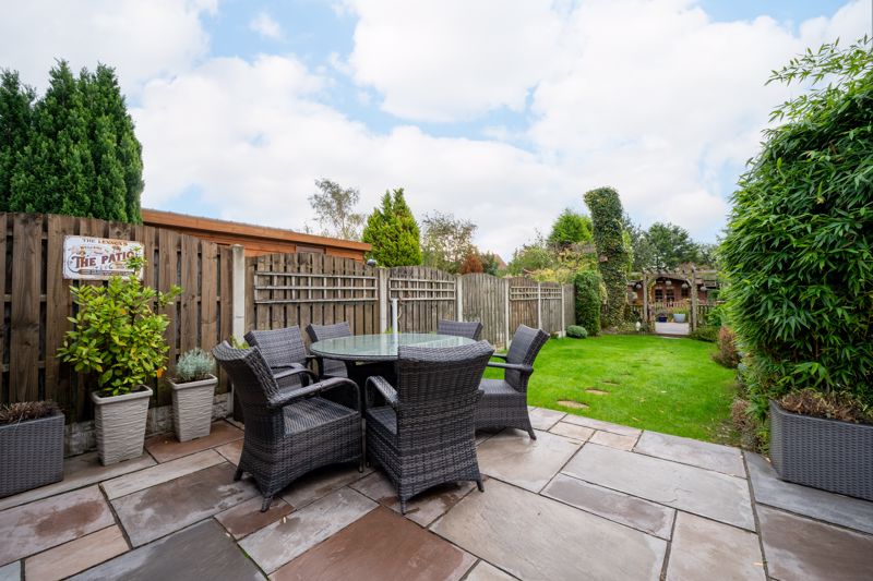 Meadow Head Drive Meadowhead